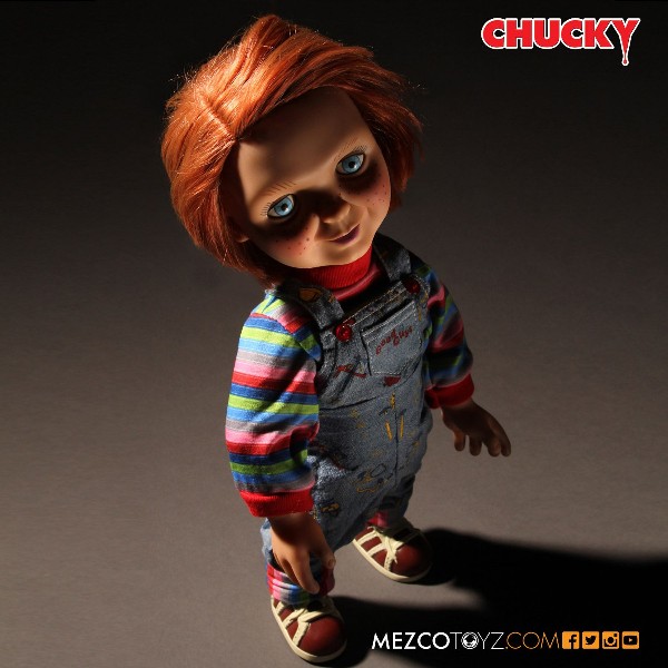 Mezco Child's Play Talking Good Guys Chucky 15 Inch Mega Scale Doll